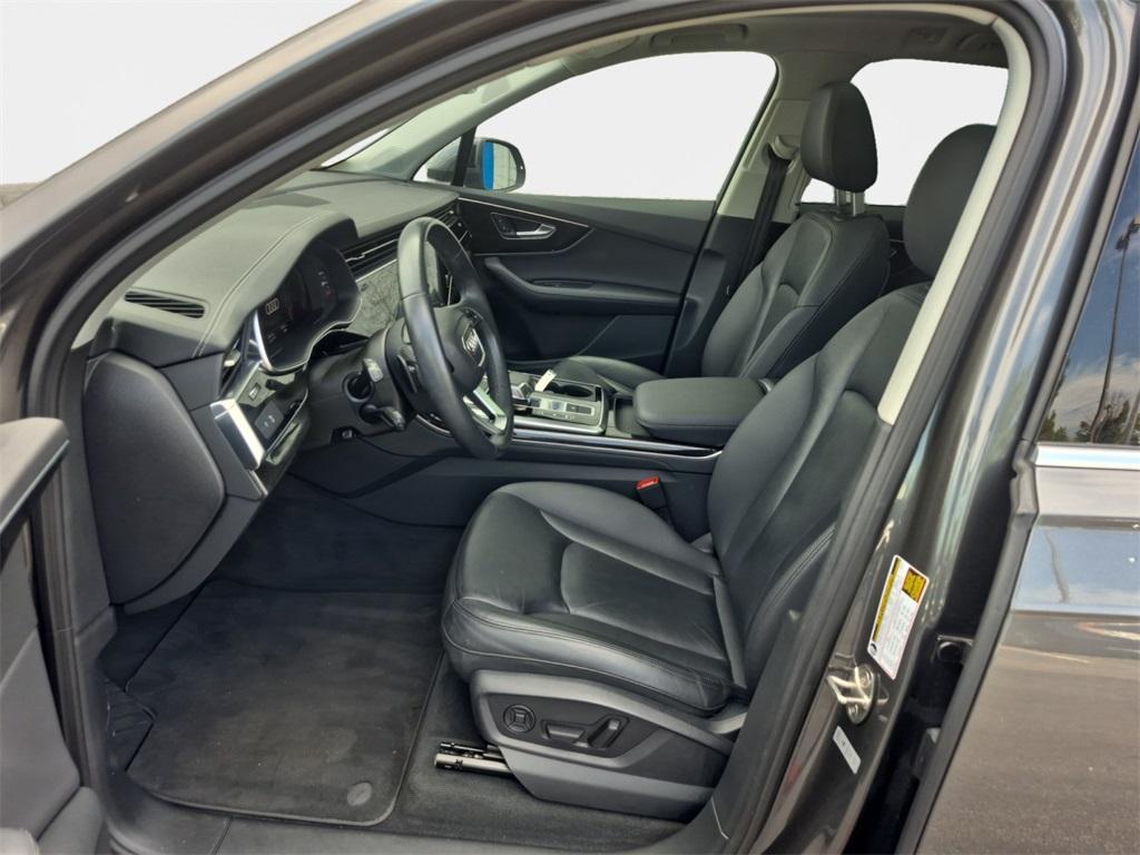used 2024 Audi Q7 car, priced at $43,991