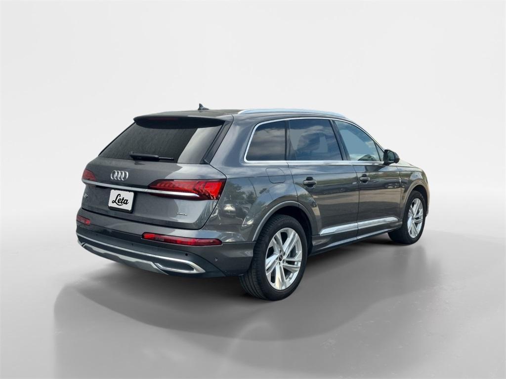 used 2024 Audi Q7 car, priced at $43,991