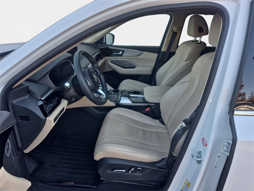 used 2024 Acura MDX car, priced at $45,891