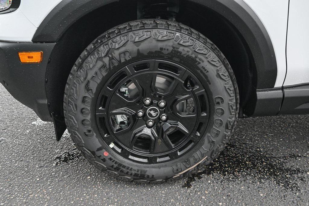 new 2025 Ford Bronco Sport car, priced at $40,561