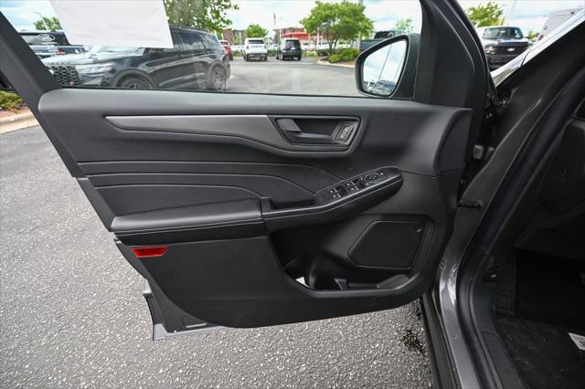new 2025 Ford Escape car, priced at $32,121