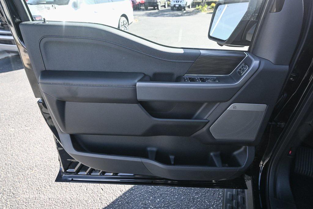 new 2025 Ford F-150 Lightning car, priced at $76,789