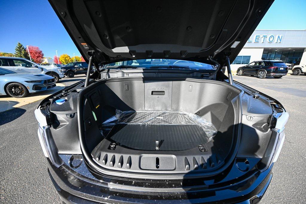new 2025 Ford F-150 Lightning car, priced at $76,789