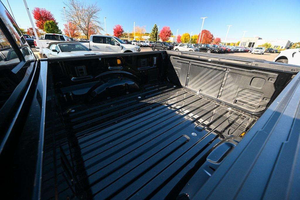 new 2025 Ford F-150 Lightning car, priced at $76,789