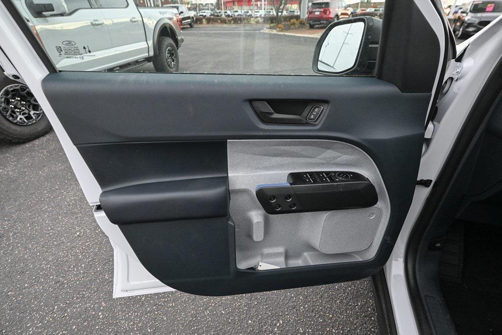 new 2025 Ford Maverick car, priced at $33,135