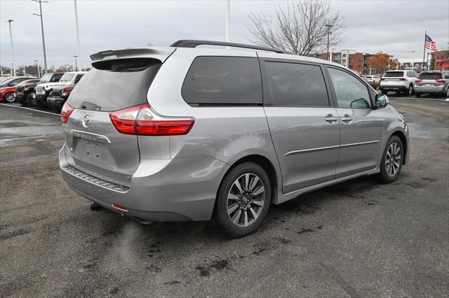 used 2018 Toyota Sienna car, priced at $33,881