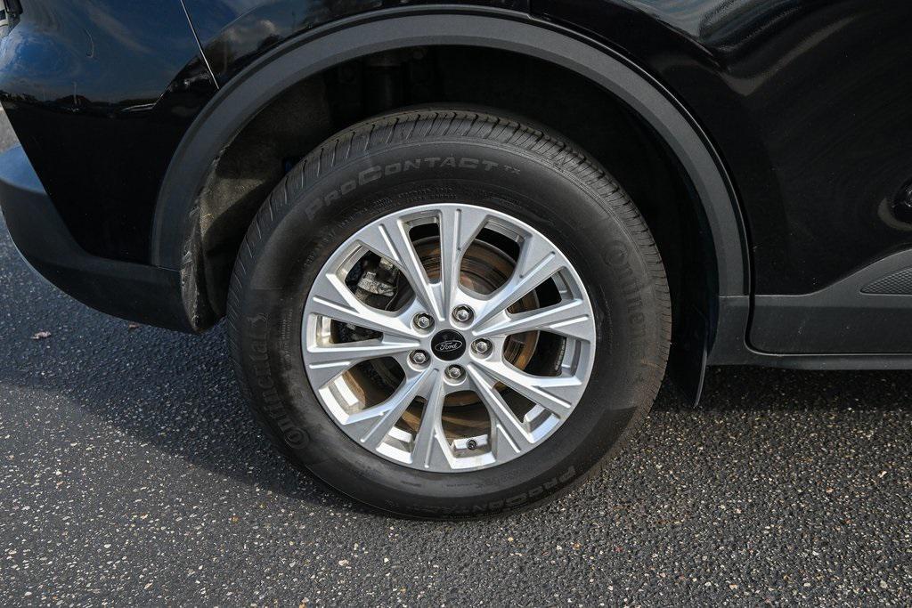 used 2023 Ford Escape car, priced at $24,981
