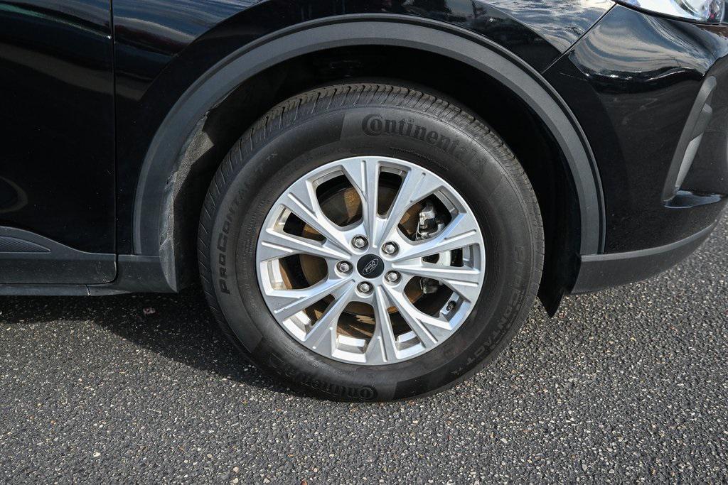 used 2023 Ford Escape car, priced at $24,981