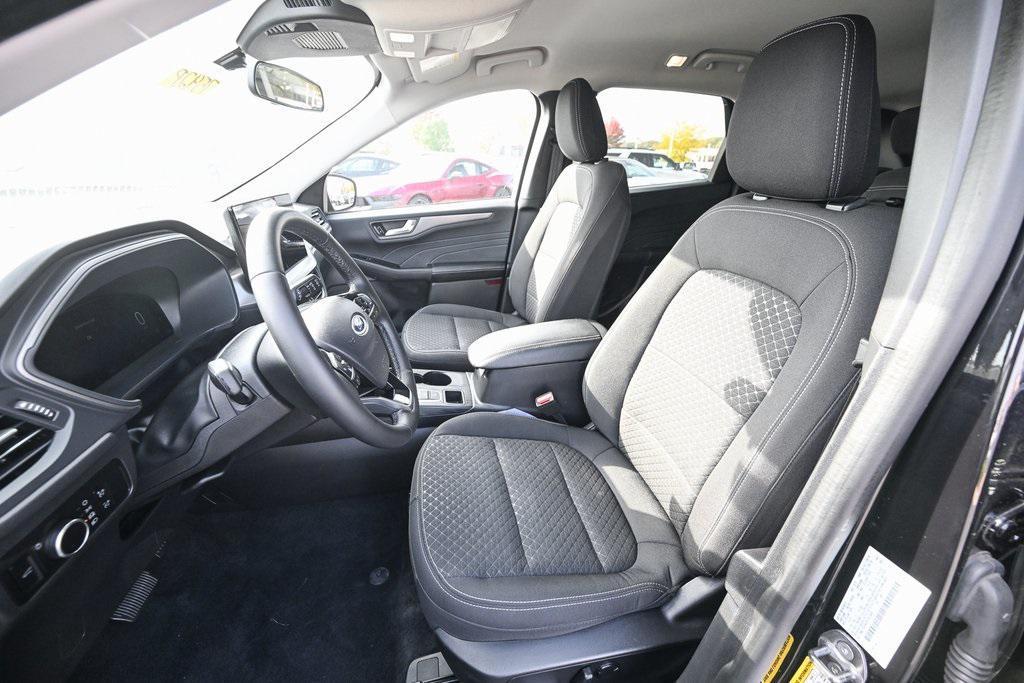 used 2023 Ford Escape car, priced at $24,981