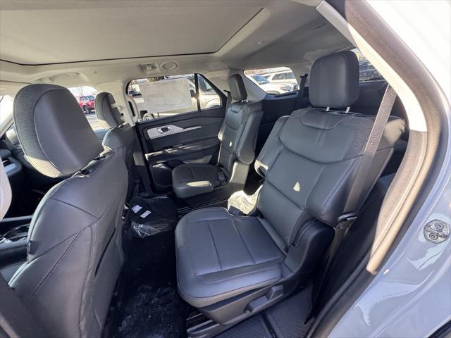 new 2025 Ford Explorer car, priced at $47,120