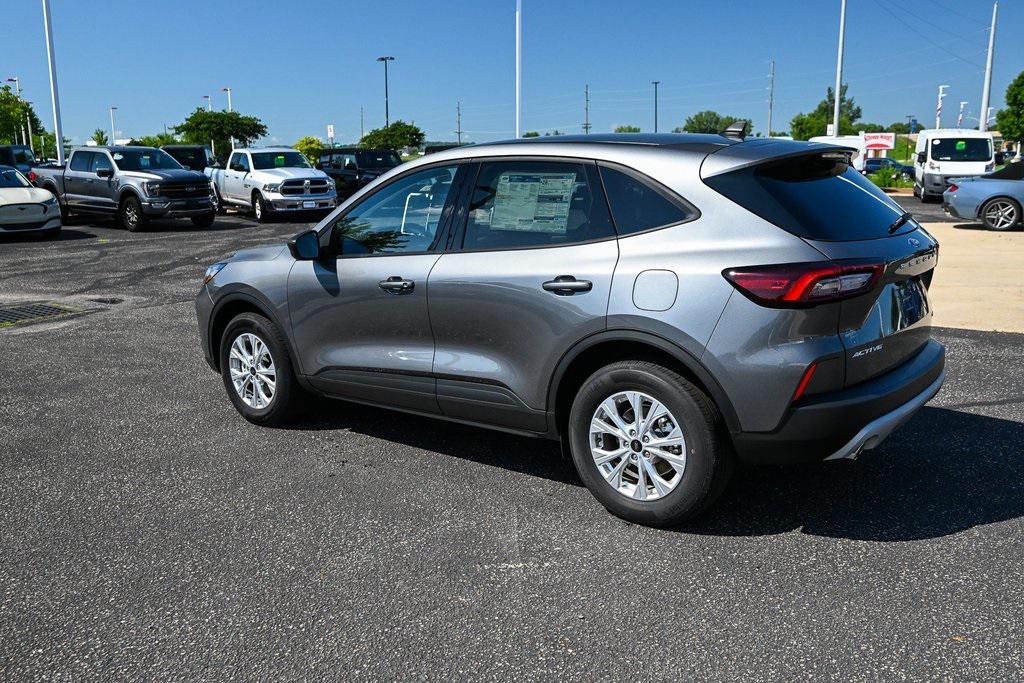 new 2025 Ford Escape car, priced at $28,398