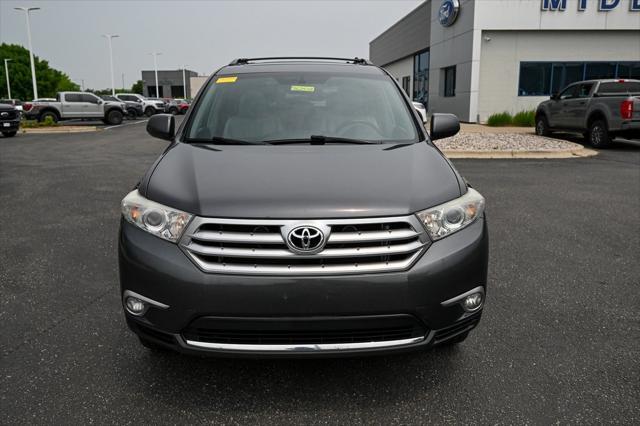 used 2011 Toyota Highlander car, priced at $9,986