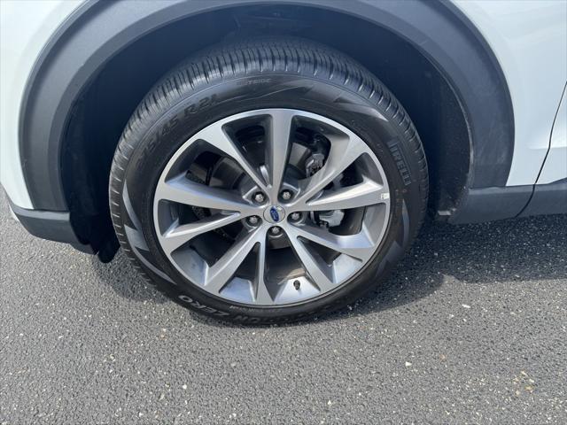 new 2025 Ford Explorer car, priced at $55,642