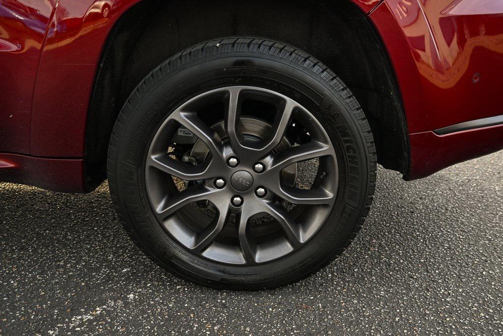 used 2021 Jeep Grand Cherokee car, priced at $27,441