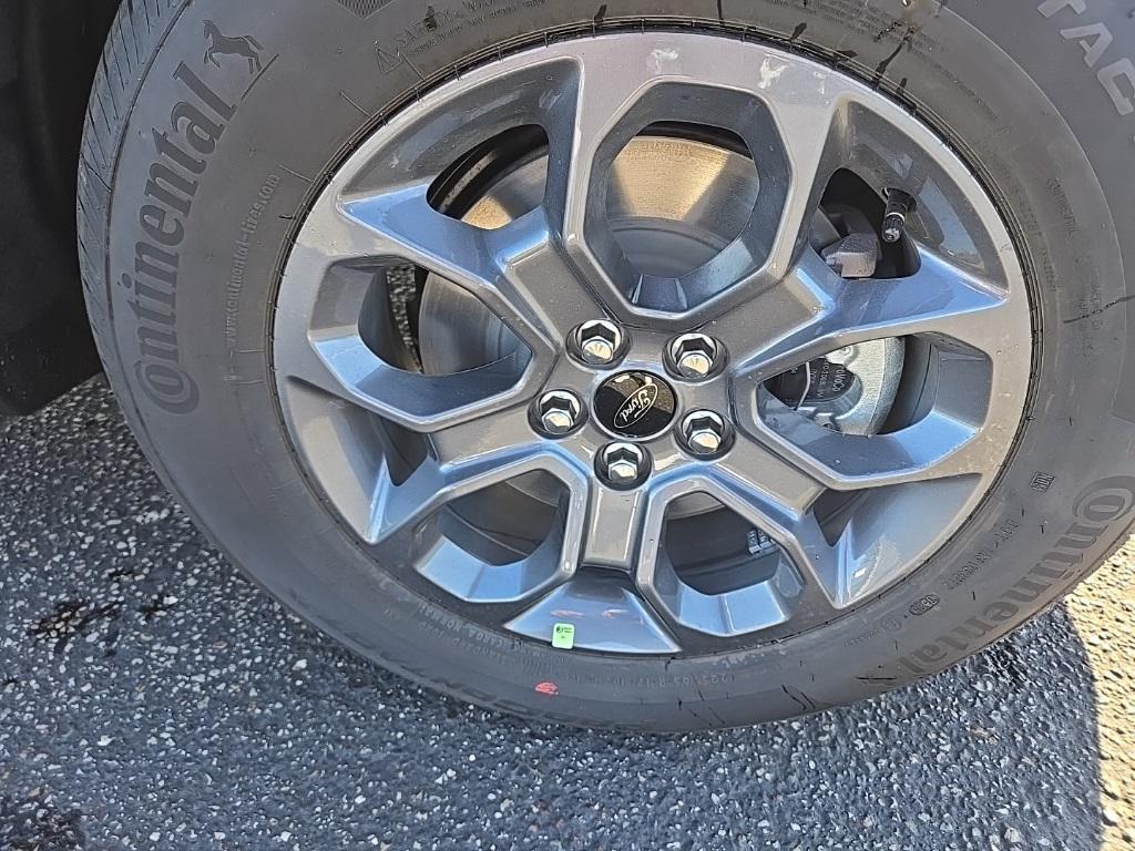 new 2025 Ford Maverick car, priced at $34,130