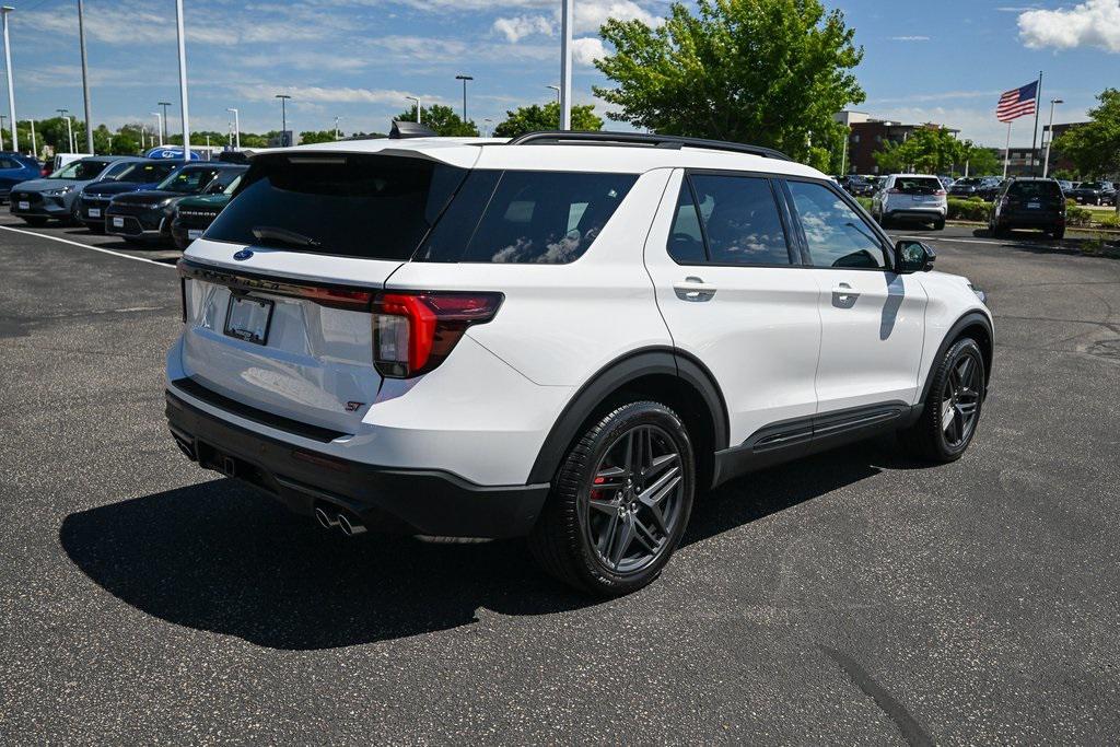 new 2025 Ford Explorer car, priced at $58,246