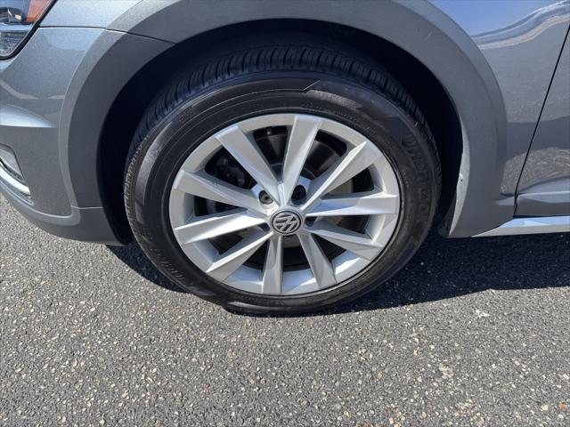 used 2019 Volkswagen Golf Alltrack car, priced at $20,771