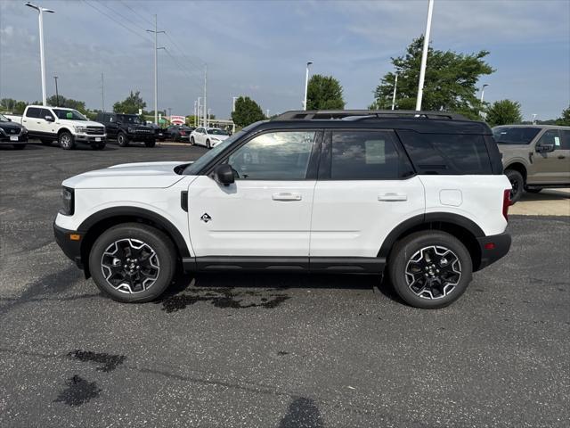 new 2025 Ford Bronco Sport car, priced at $39,188