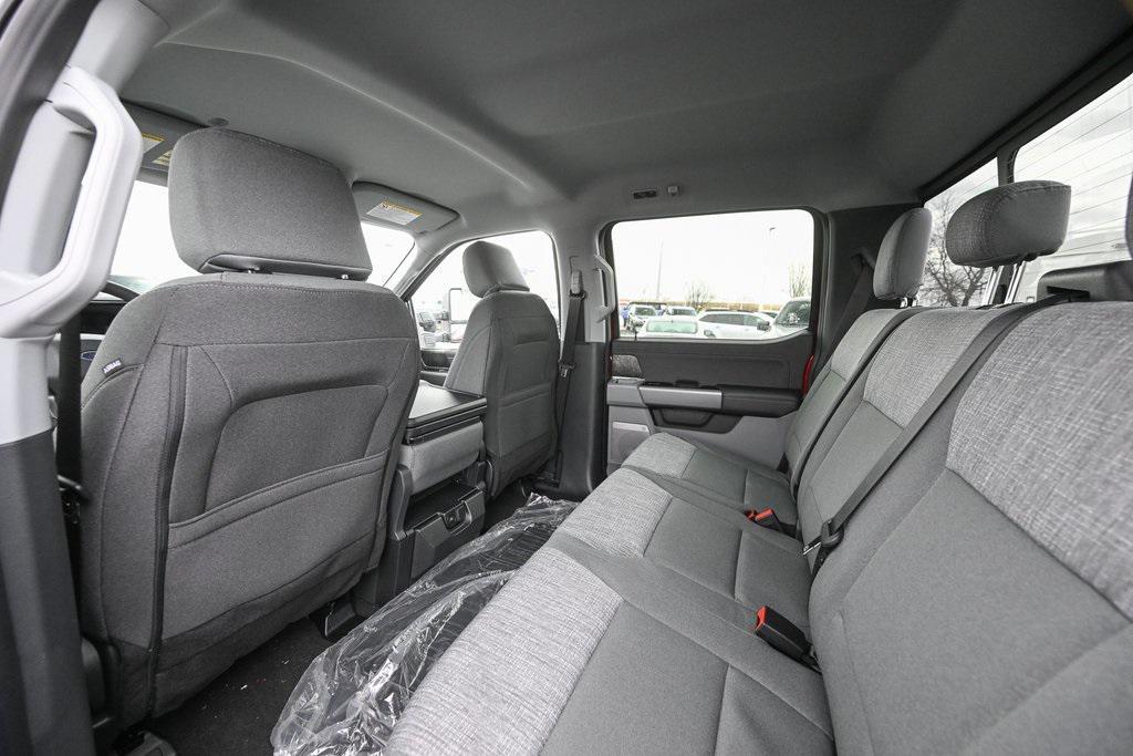 new 2025 Ford F-250 car, priced at $75,690