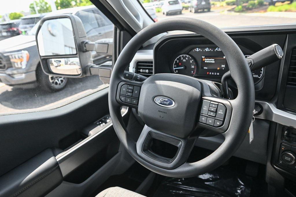 new 2025 Ford F-350 car, priced at $57,215
