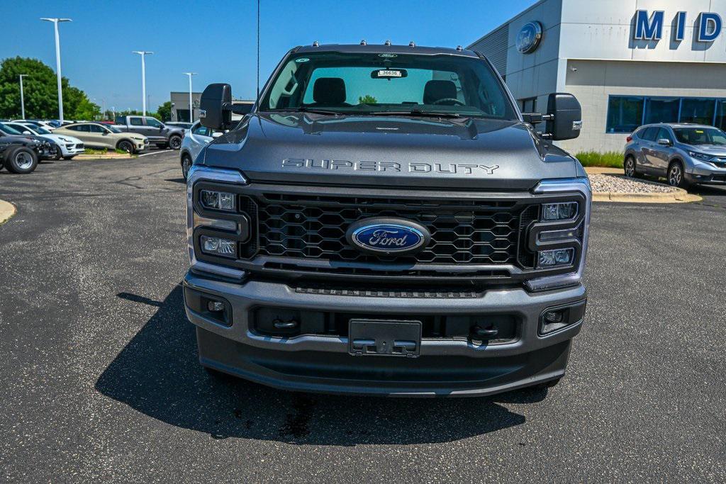 new 2025 Ford F-350 car, priced at $57,215