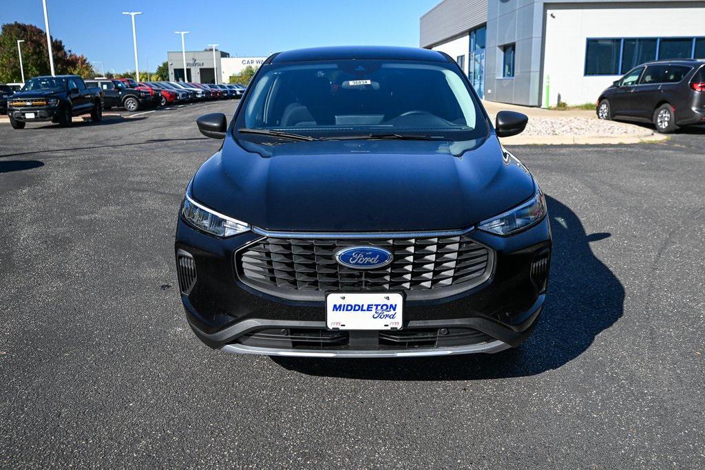 new 2025 Ford Escape car, priced at $29,358
