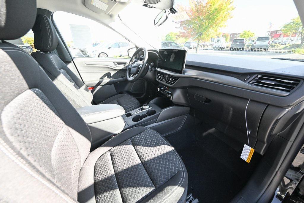 new 2025 Ford Escape car, priced at $29,358