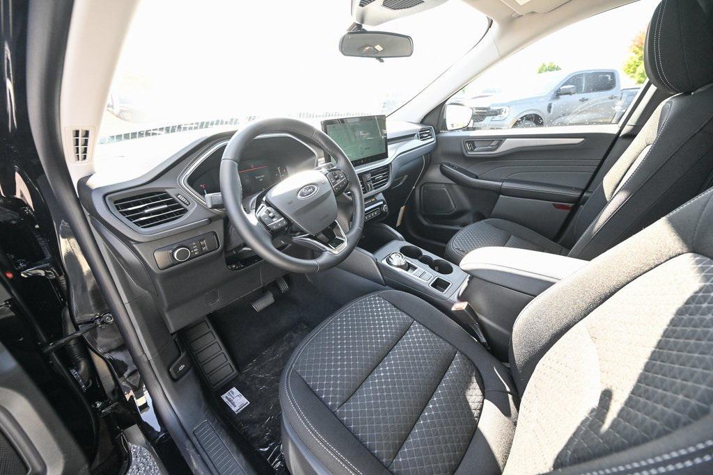 new 2025 Ford Escape car, priced at $29,358