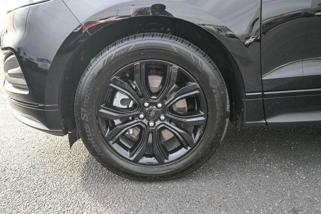 new 2024 Ford Edge car, priced at $31,976
