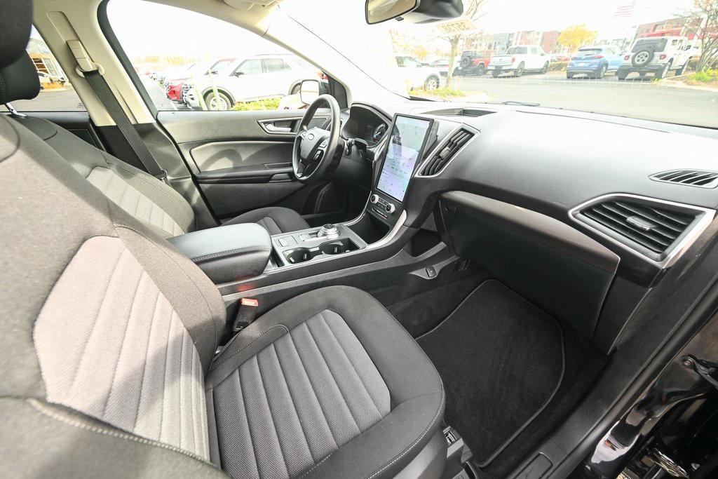 new 2024 Ford Edge car, priced at $31,976