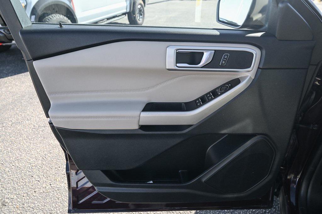 used 2023 Ford Explorer car, priced at $31,981