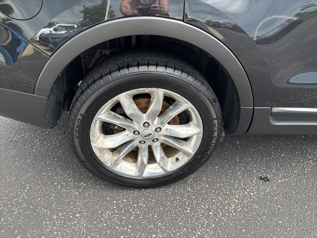 used 2015 Ford Explorer car