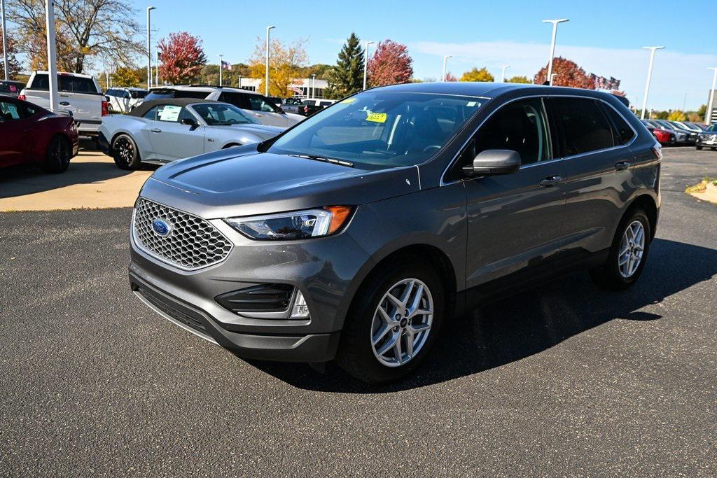 used 2024 Ford Edge car, priced at $27,981