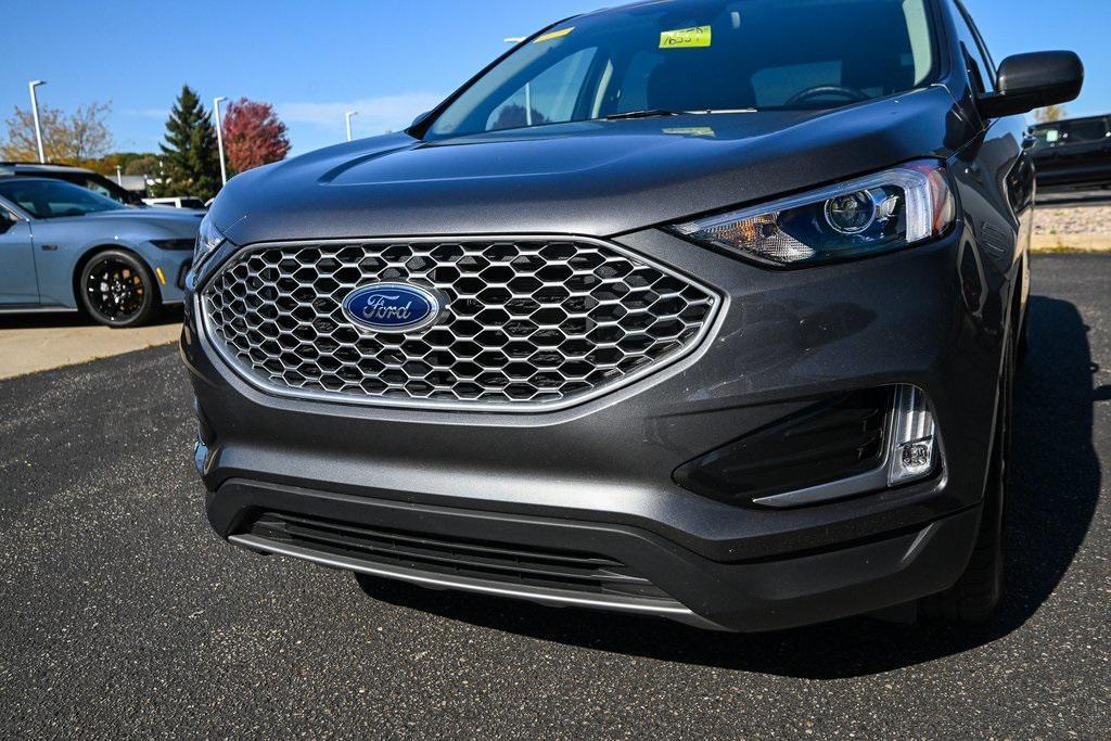 used 2024 Ford Edge car, priced at $27,981