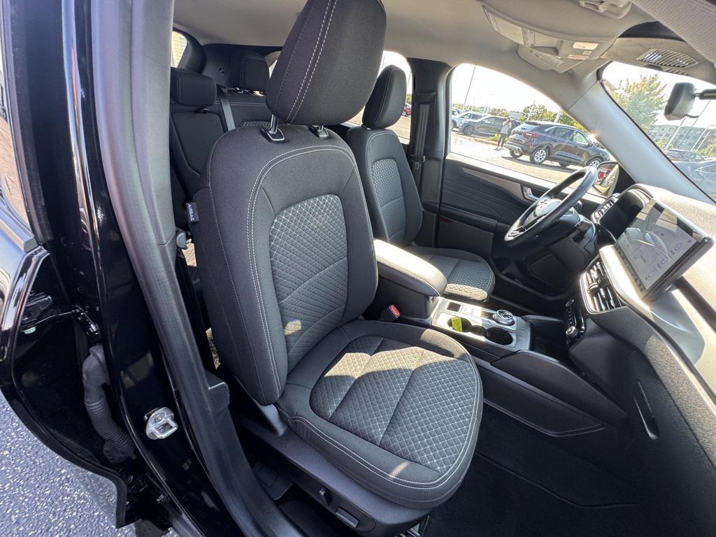 used 2023 Ford Escape car, priced at $26,971