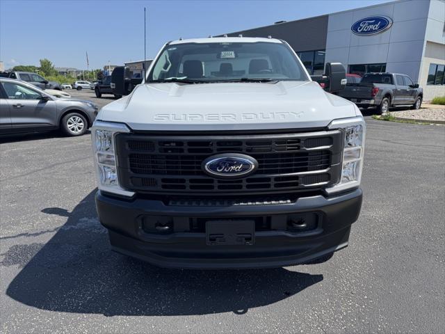 new 2025 Ford F-350 car, priced at $59,575