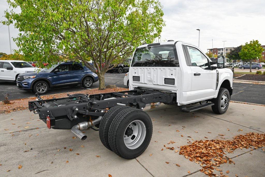 new 2025 Ford F-350 car, priced at $57,846