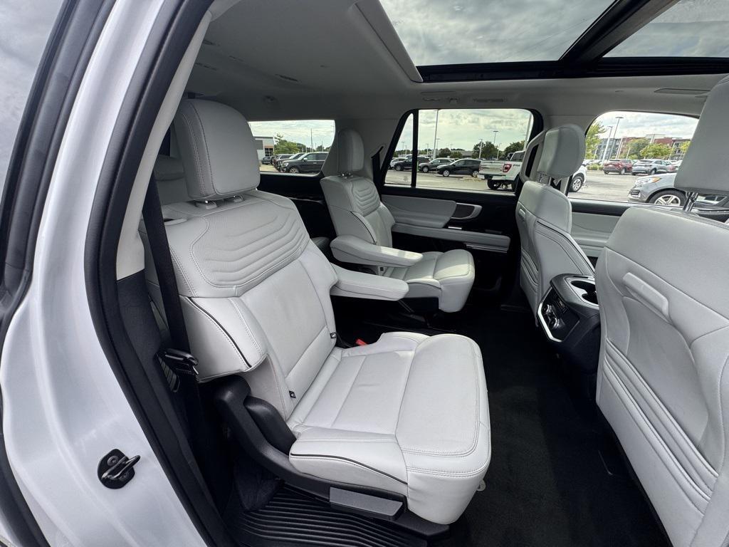 new 2025 Ford Expedition Max car, priced at $88,828