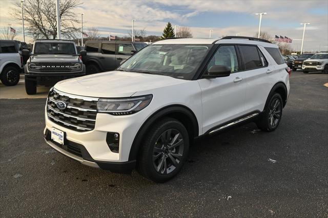 new 2025 Ford Explorer car, priced at $47,902