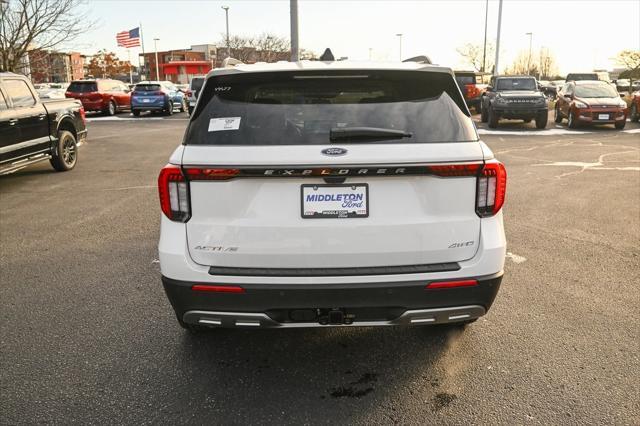 new 2025 Ford Explorer car, priced at $47,902