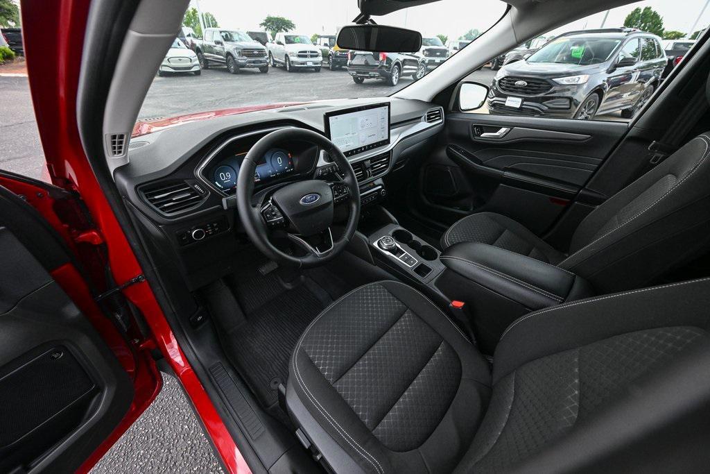 used 2023 Ford Escape car, priced at $24,442