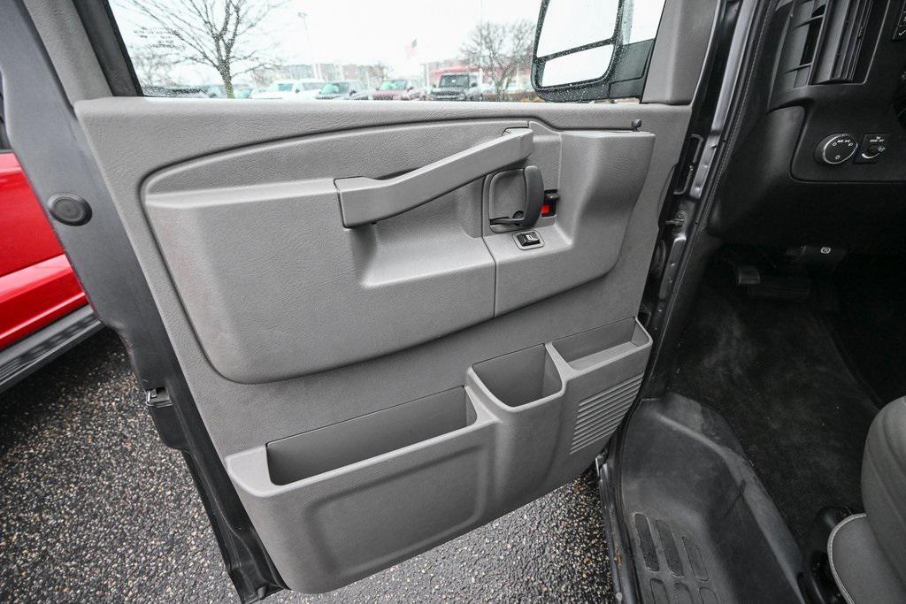 used 2016 GMC Savana 2500 car, priced at $18,881