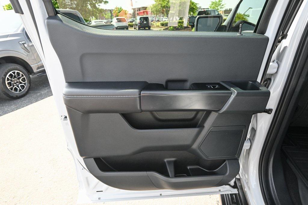 new 2025 Ford F-150 car, priced at $58,546