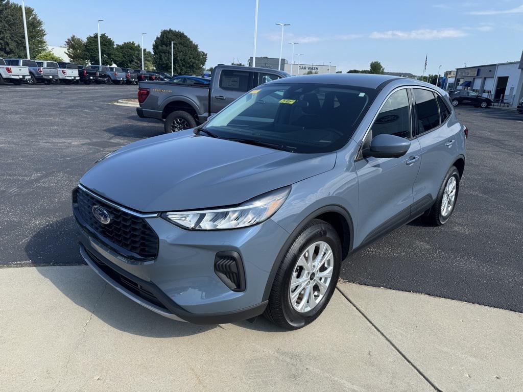 used 2023 Ford Escape car, priced at $24,981