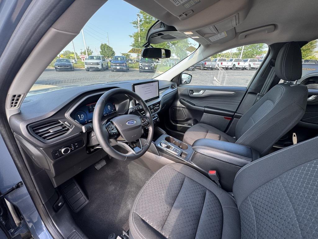used 2023 Ford Escape car, priced at $24,981