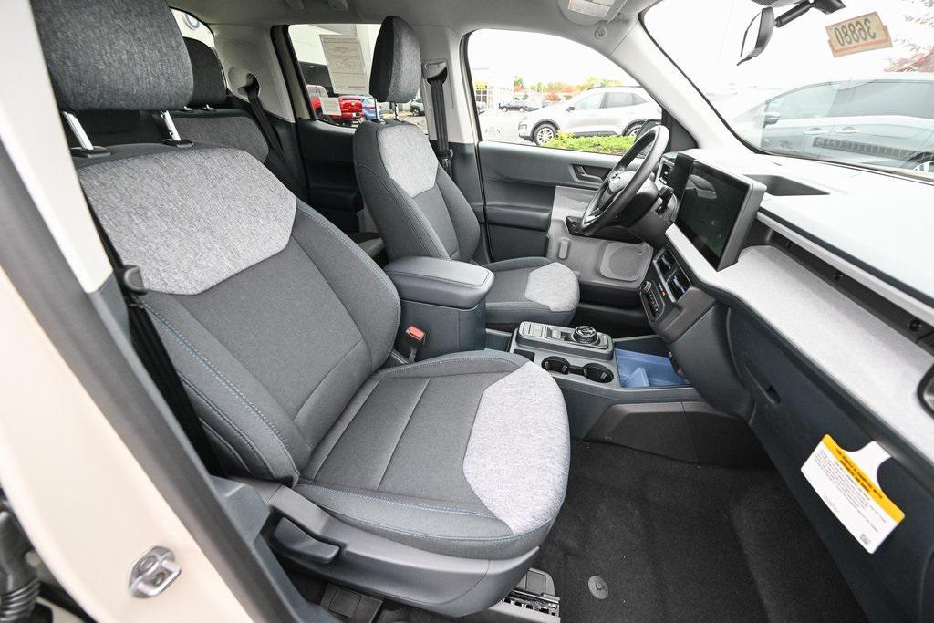 new 2025 Ford Maverick car, priced at $33,270