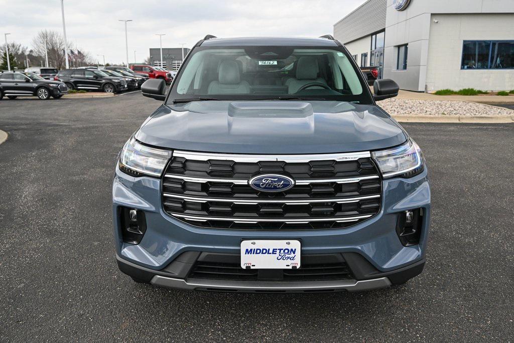 new 2025 Ford Explorer car, priced at $44,476