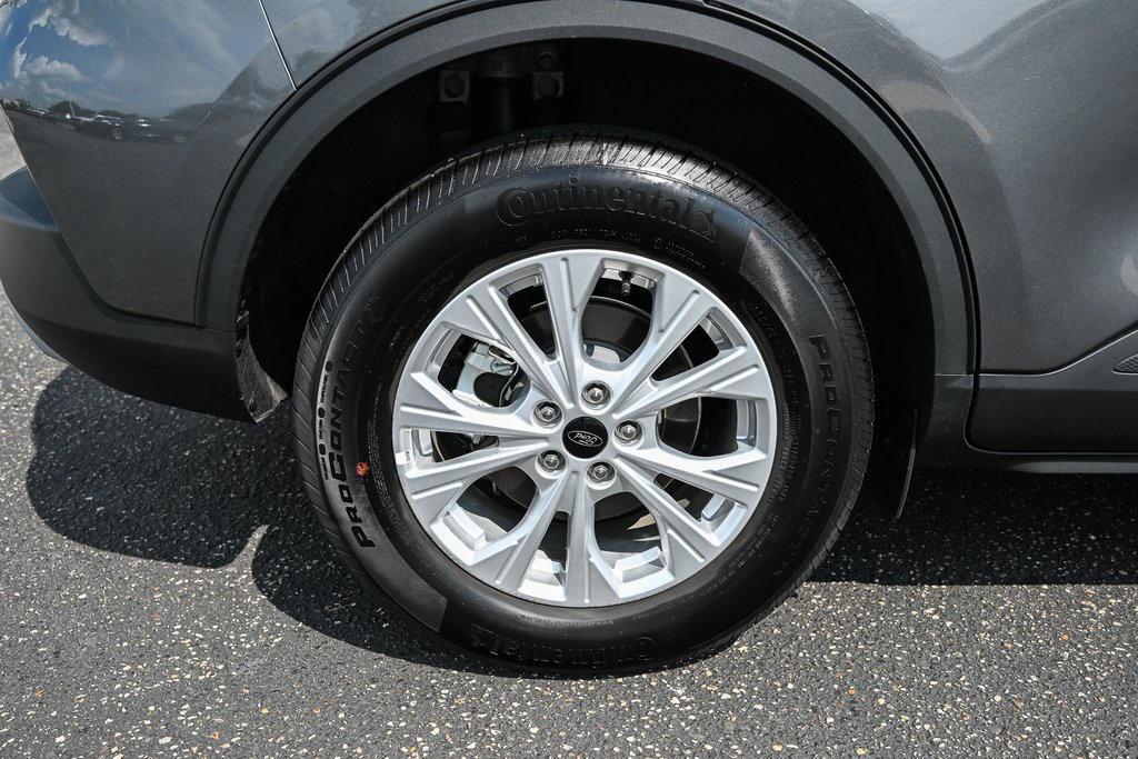 new 2025 Ford Escape car, priced at $26,749