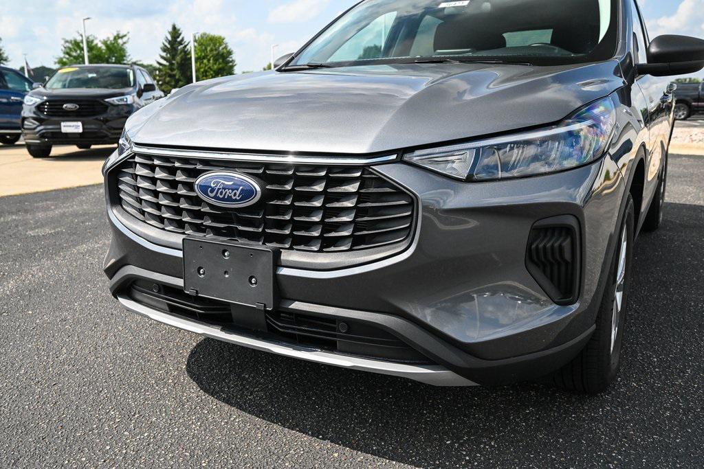 new 2025 Ford Escape car, priced at $26,749
