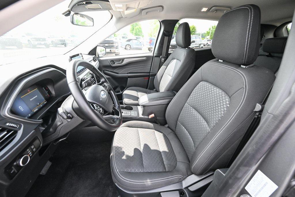 new 2025 Ford Escape car, priced at $26,749